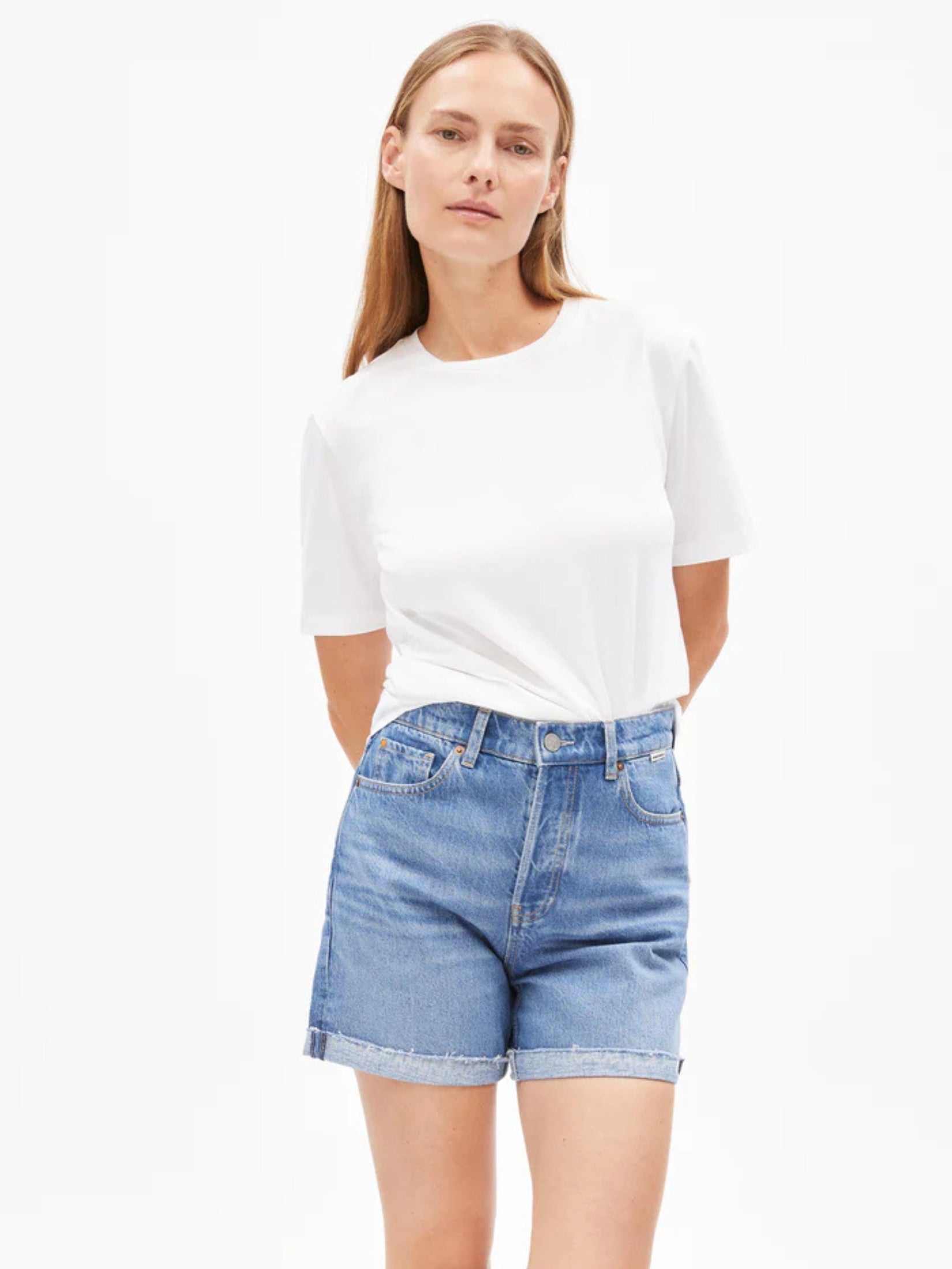 Lualaa T-Shirt