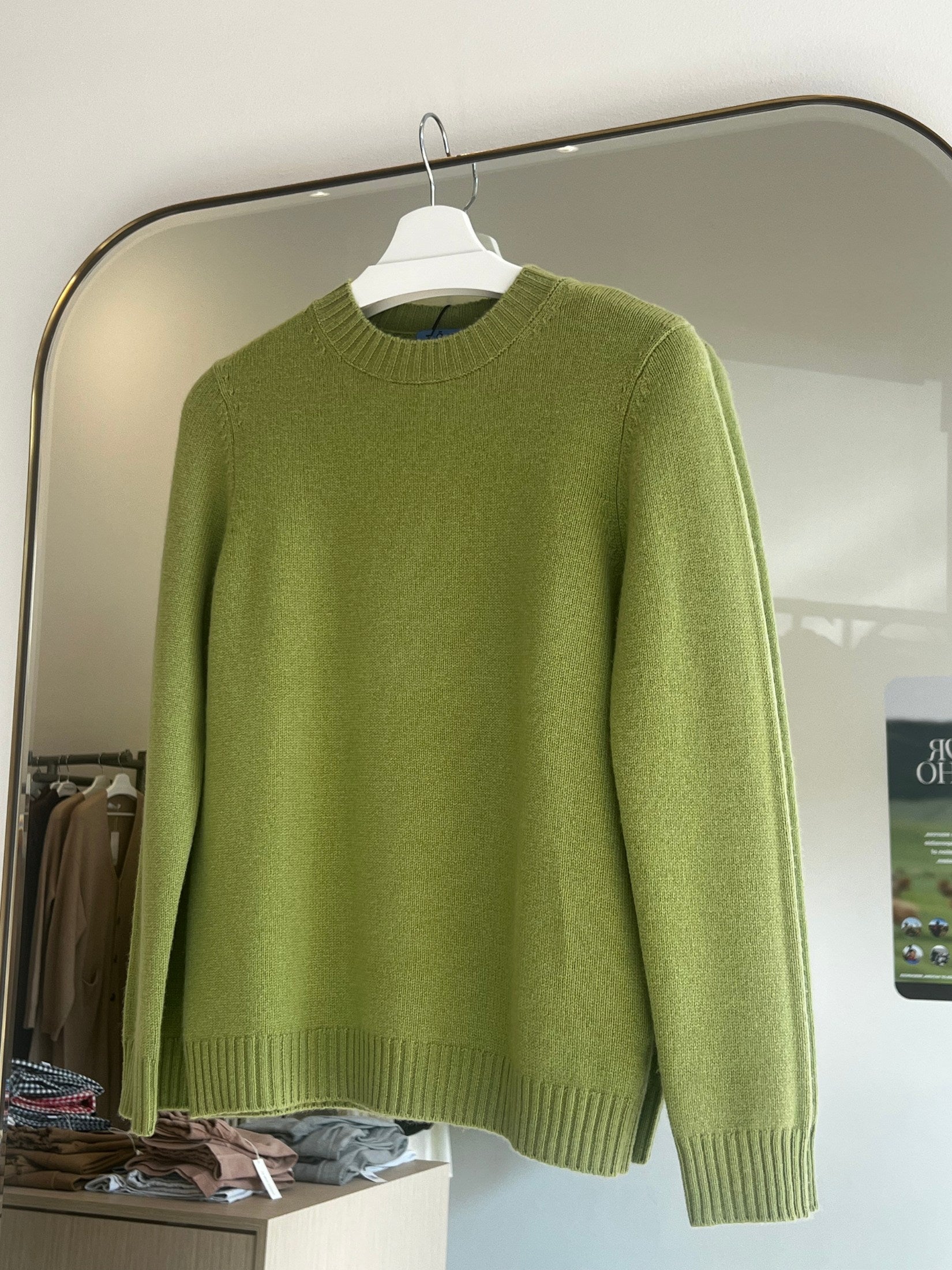 Round Neck Cashmere Sweater