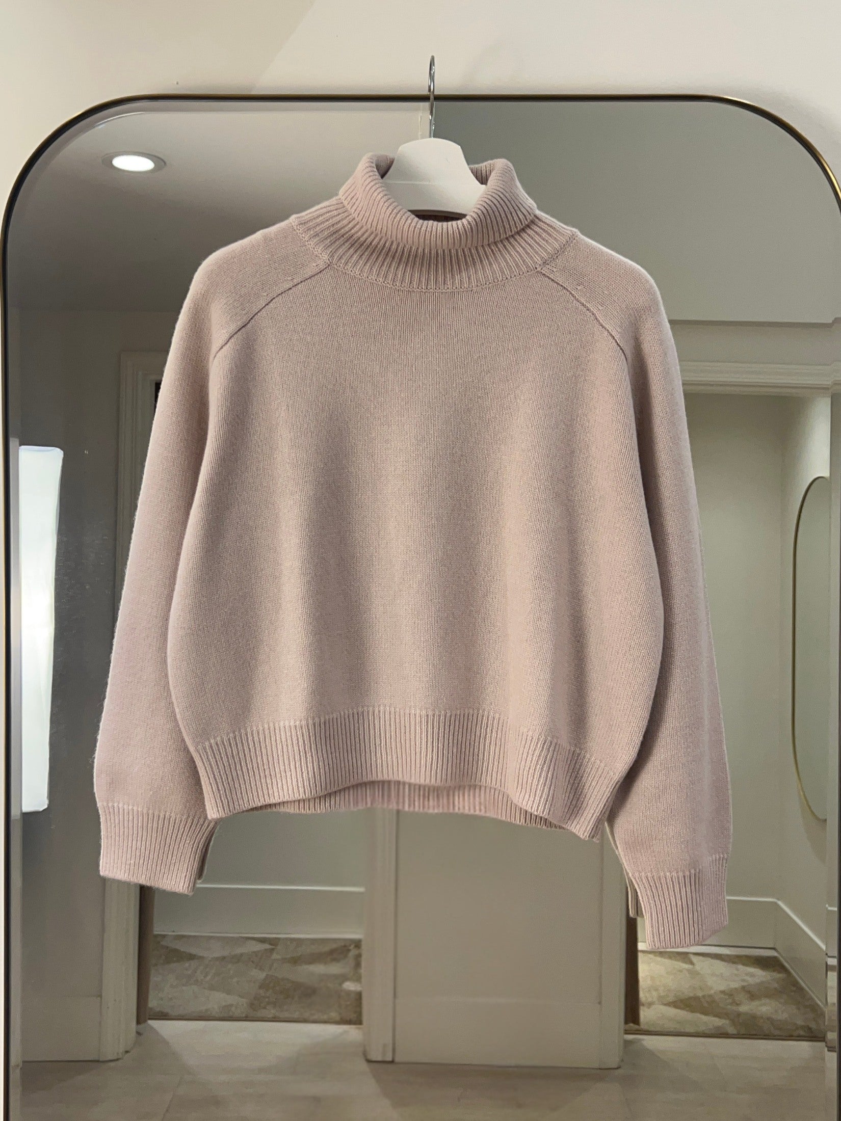 Turtle Neck Cashmere Sweater