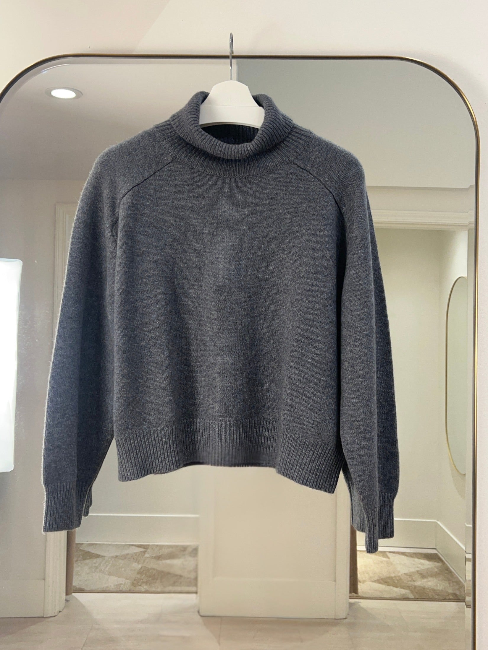 Turtle Neck Cashmere Sweater
