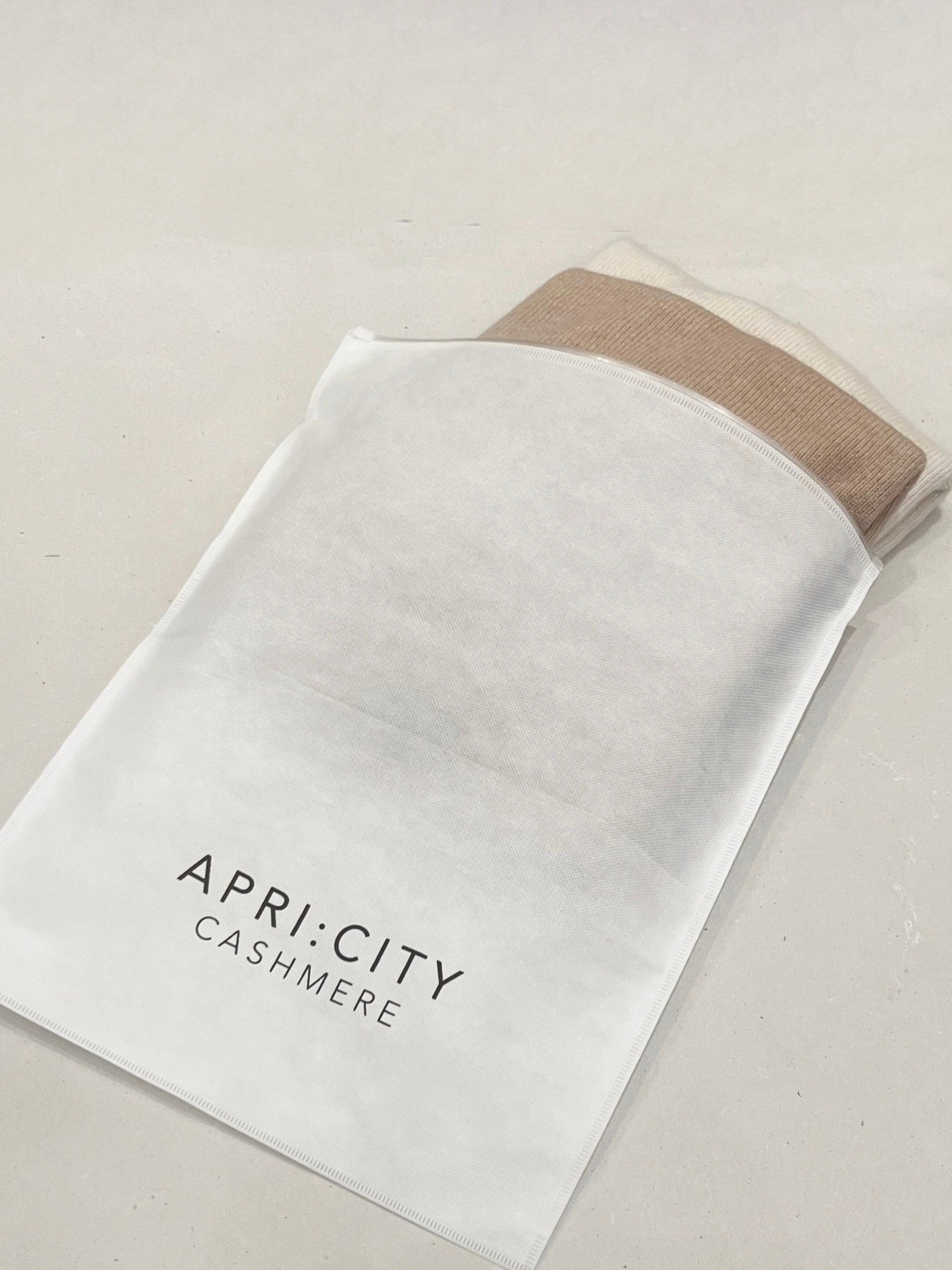 Cashmere Storage Bag