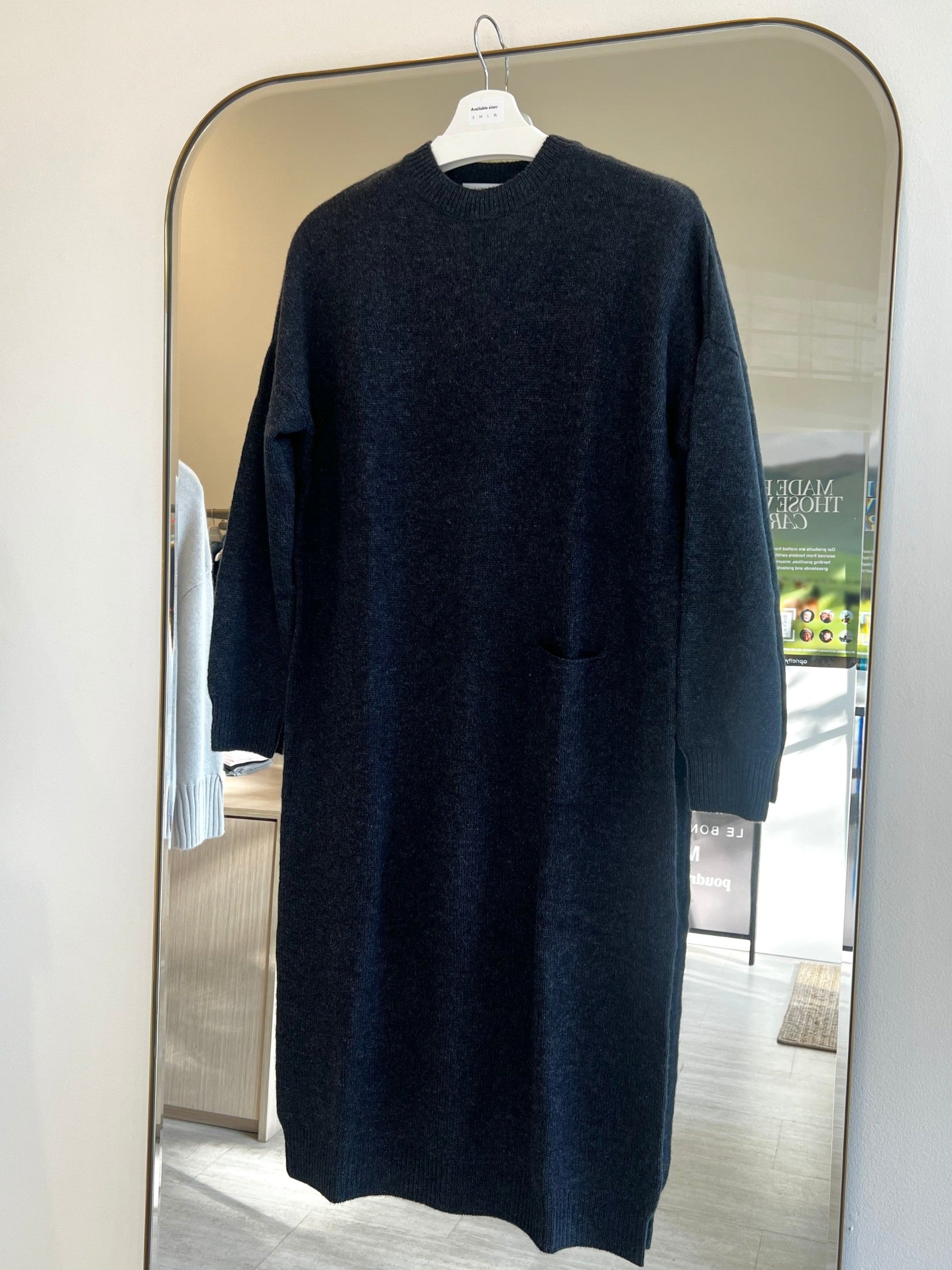 Cashmere One Pocket Loose Dress