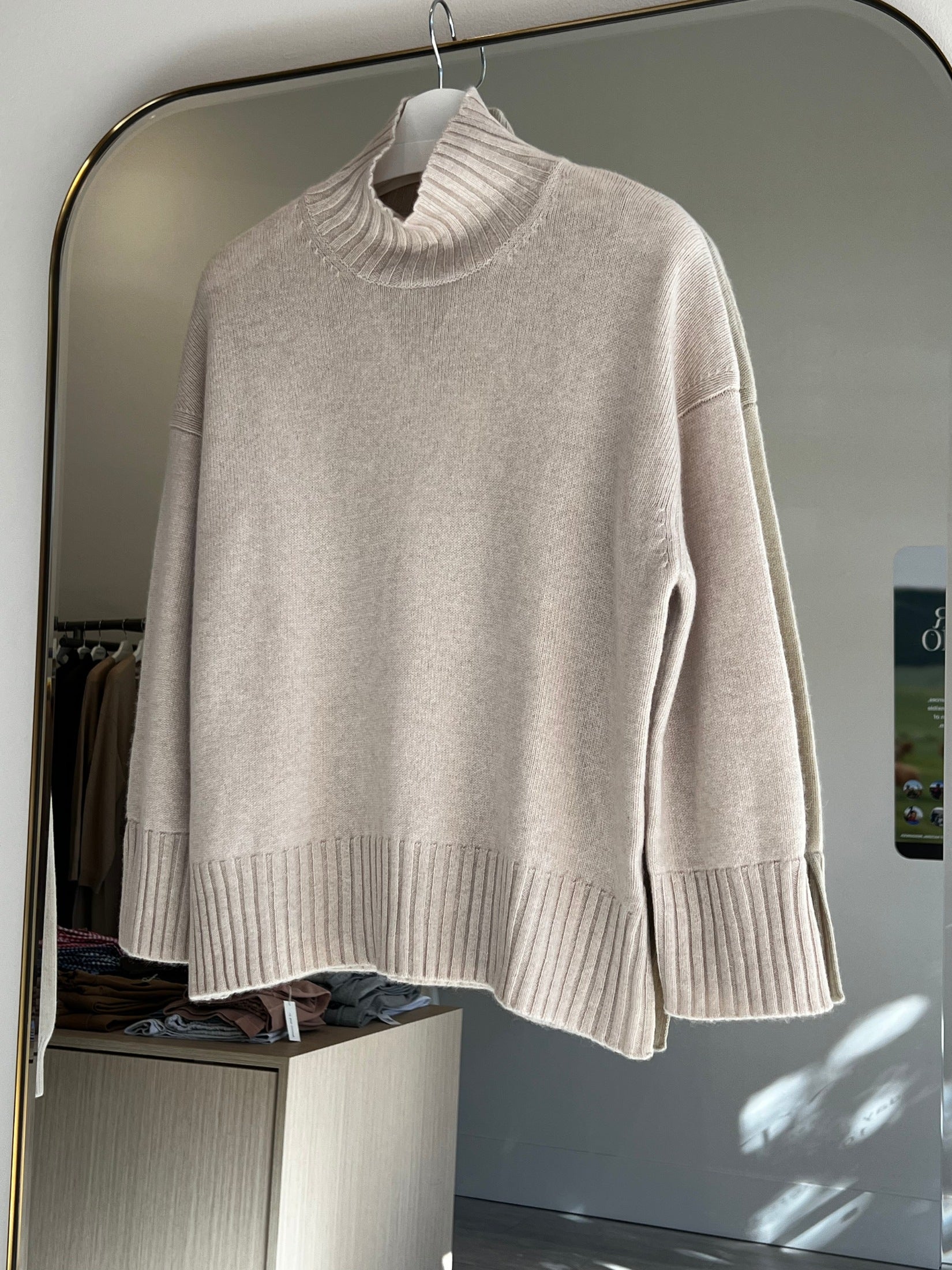 Cashmere Mock neck Sweater