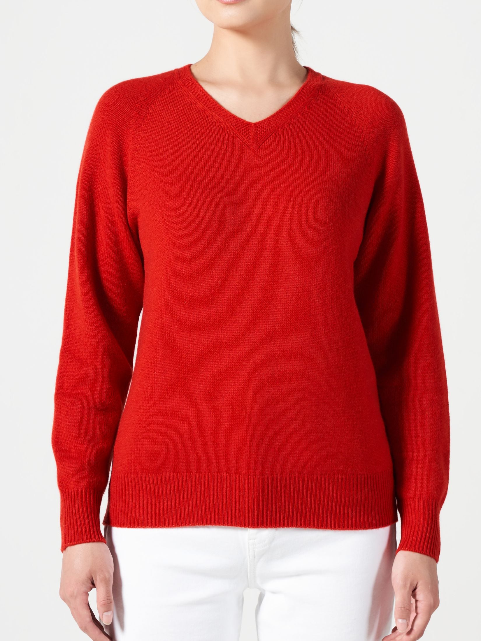 Essential Cashmere V-Red
