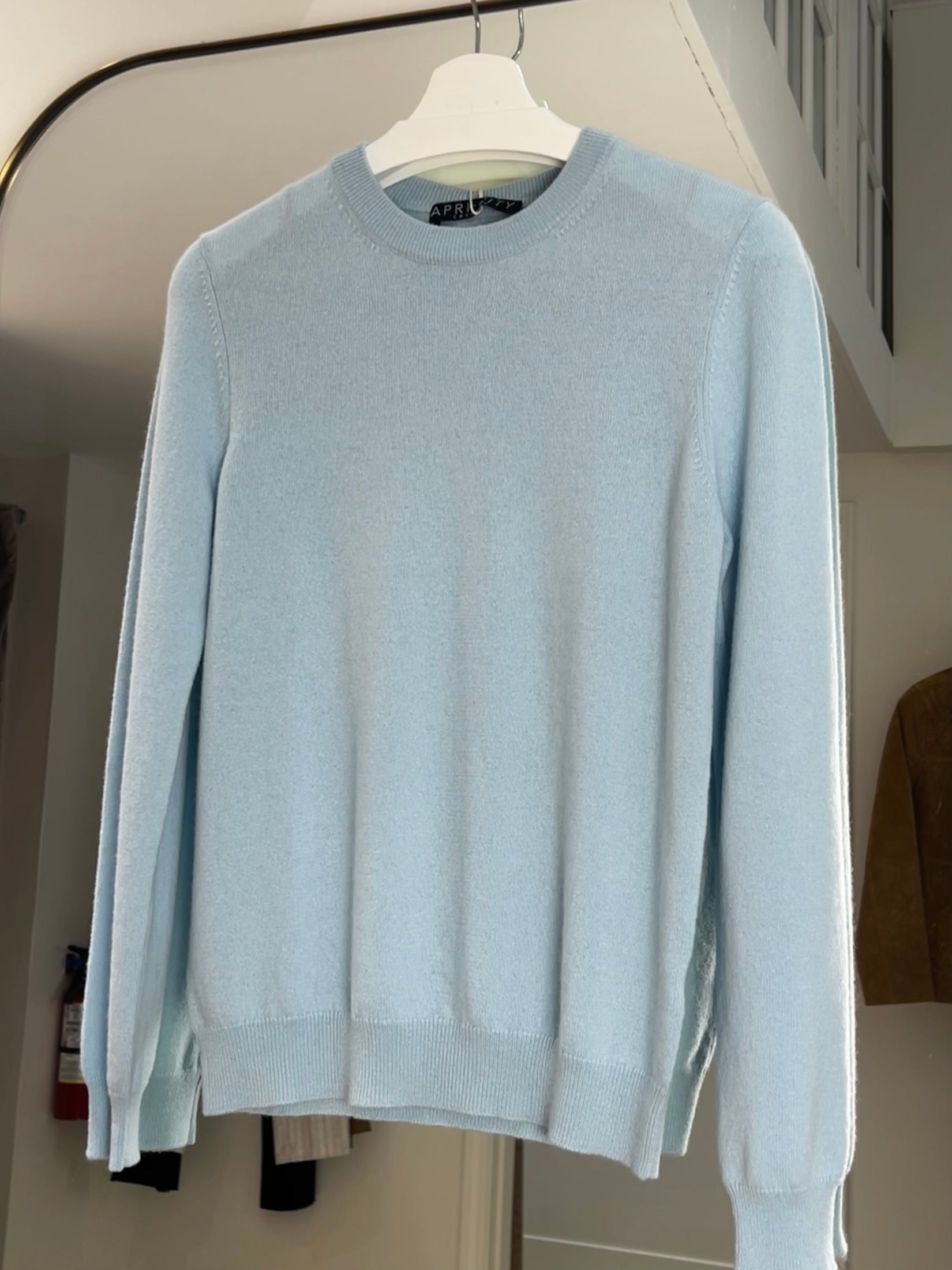 Essential Cashmere Round Neck Sweater