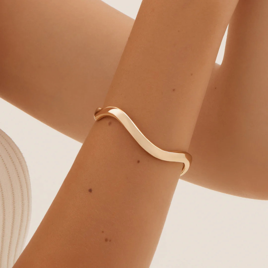 Curves Bracelet