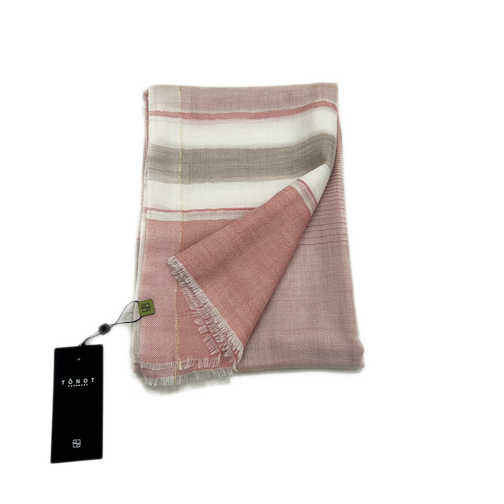 Fine cashmere shawl