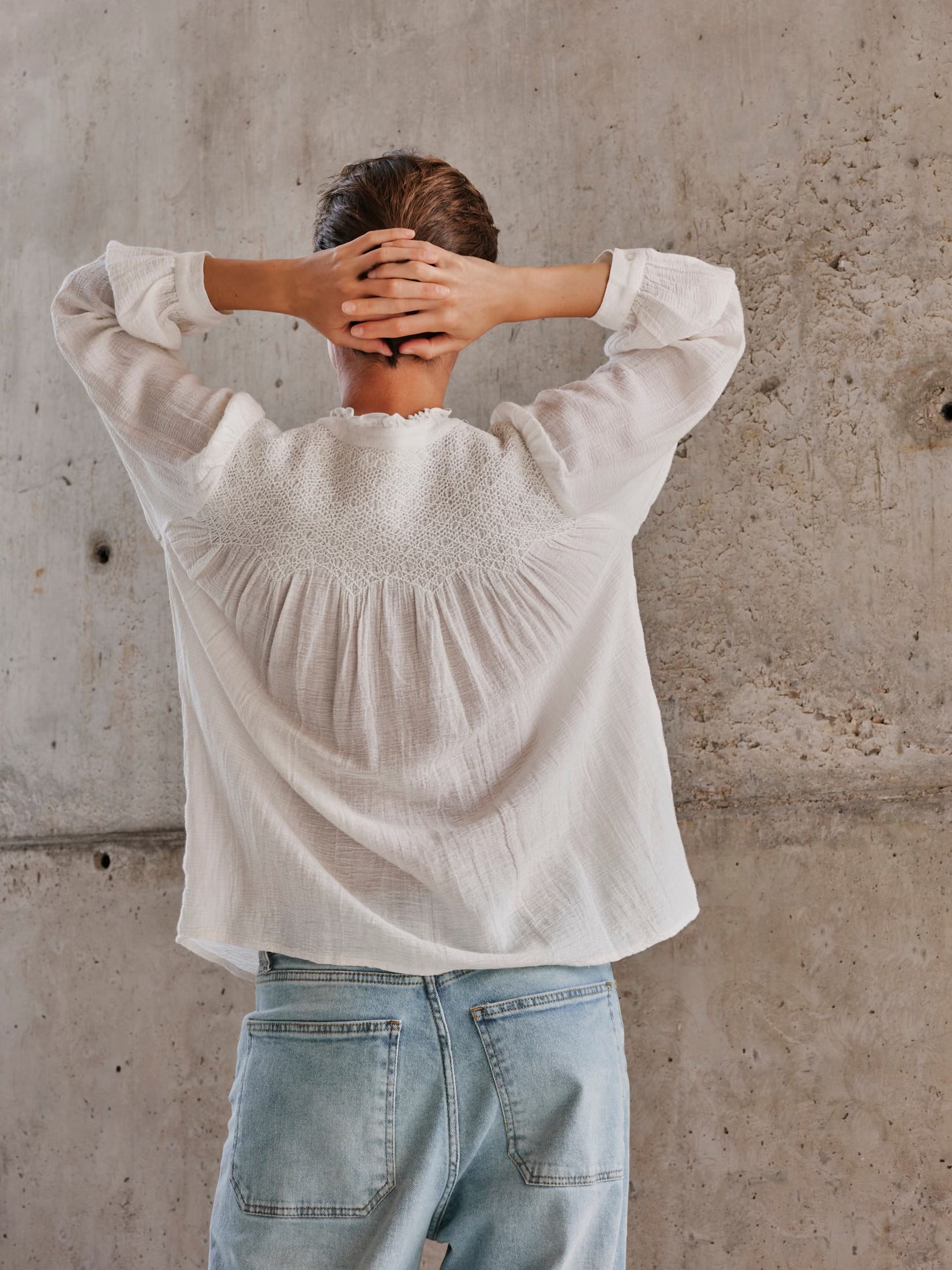 Smock embroidered shirt